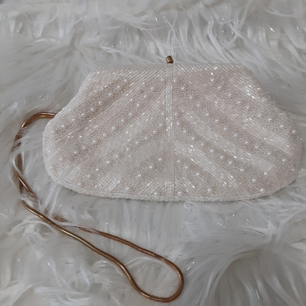 André Cellini, purse vintage, white